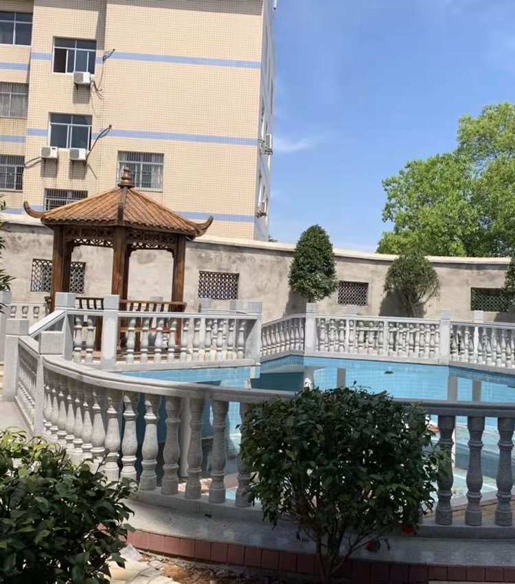 别墅池塘欄杆效果圖